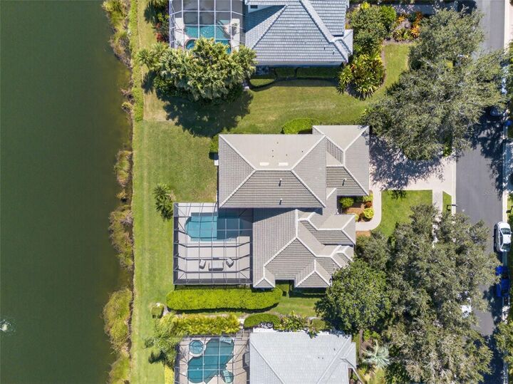 Property Photo:  8965 Wildlife Loop  FL 34238 