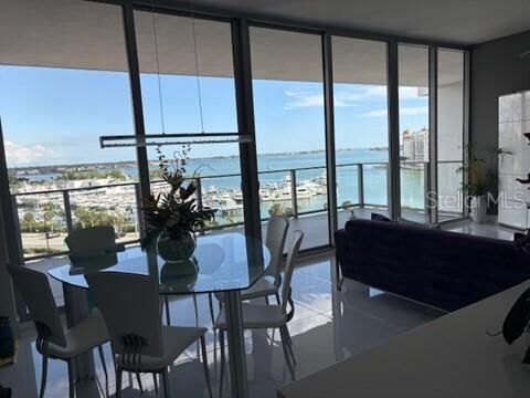 Property Photo: 1155 N Gulfstream Avenue 708 FL 34236