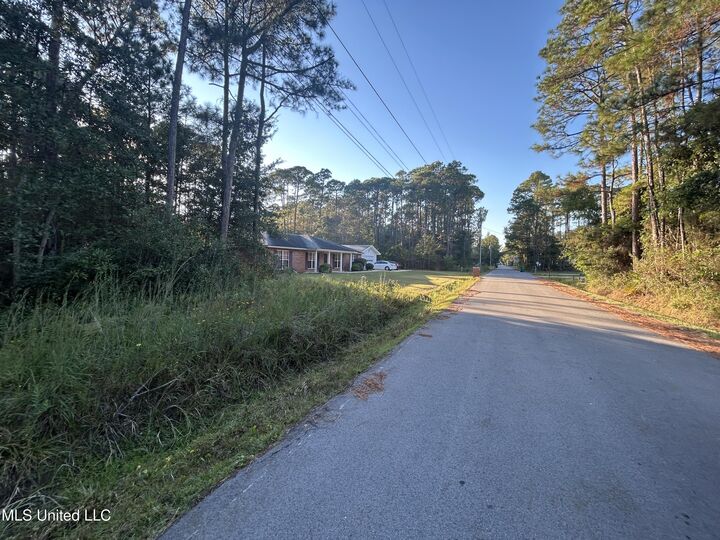 Property Photo: Oak Street MS 39564