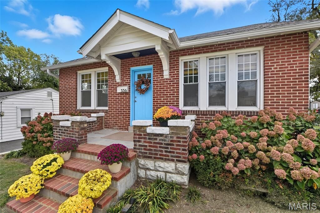 Property Photo: 336 Madison Avenue MO 63119