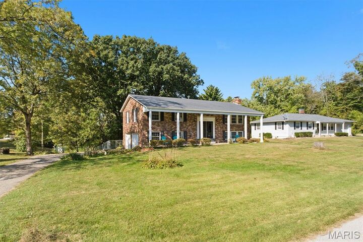 Property Photo: 14 Lou Juan Drive IL 62034