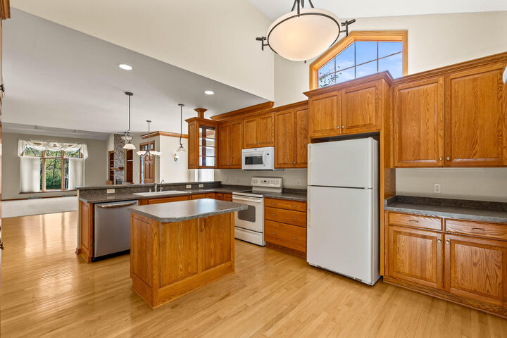 Property Photo: 3402 Turnberry Oak Dr WI 53188