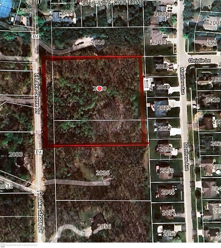 Property Photo:  2020 E Lake Shore Dr  WI 53181 