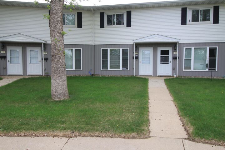 11 Westfield Circle  Minot ND 58701 photo