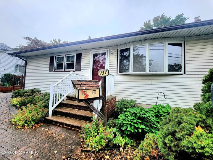Property Photo: 937 N Concourse NJ 07735