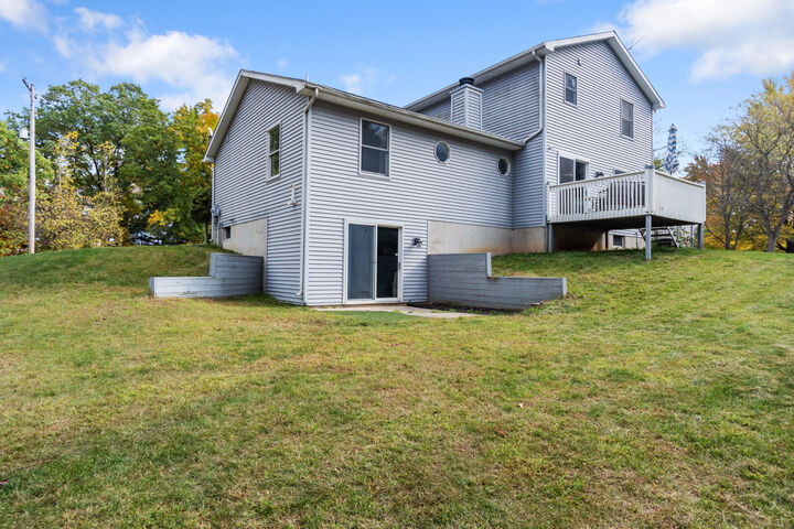 Property Photo: 5338 S Meridian Road MI 49201