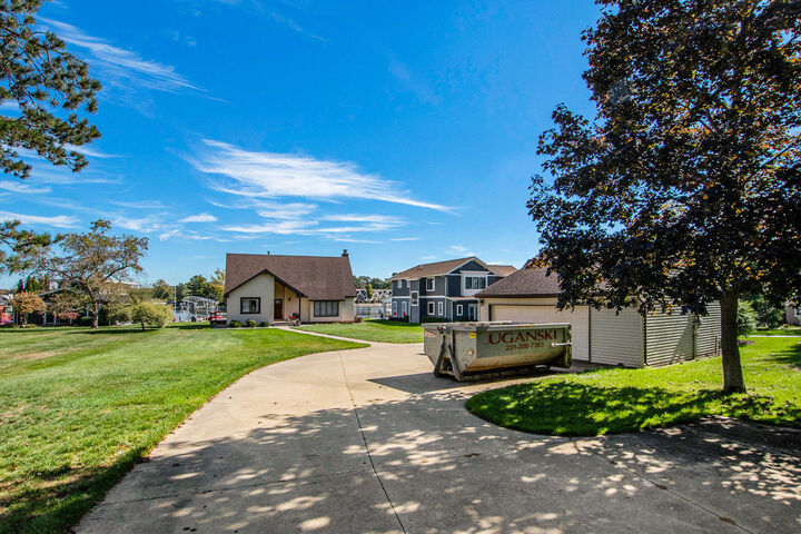 Property Photo: 15770 Connelly Avenue MI 49456