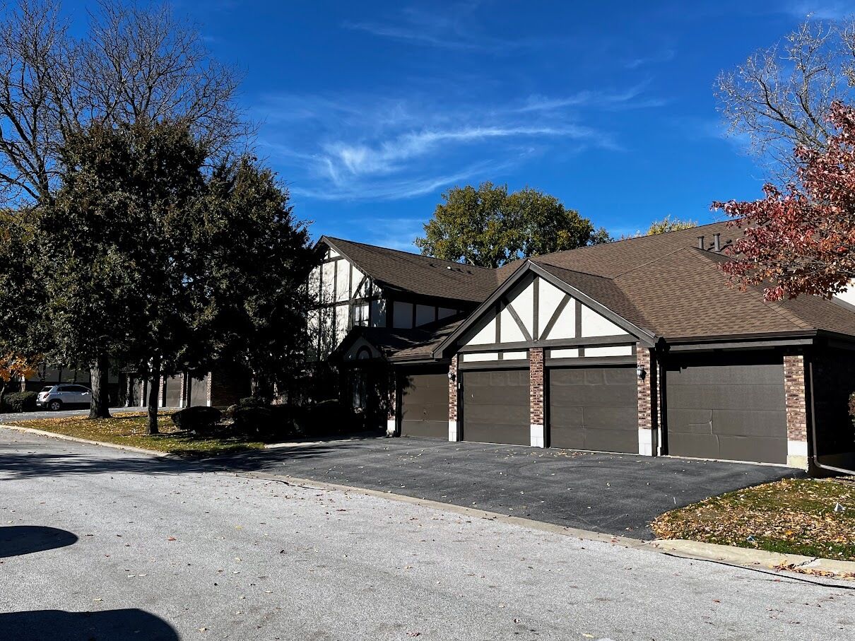 Property Photo:  8216 Mulberry Court 8B  IL 60465 