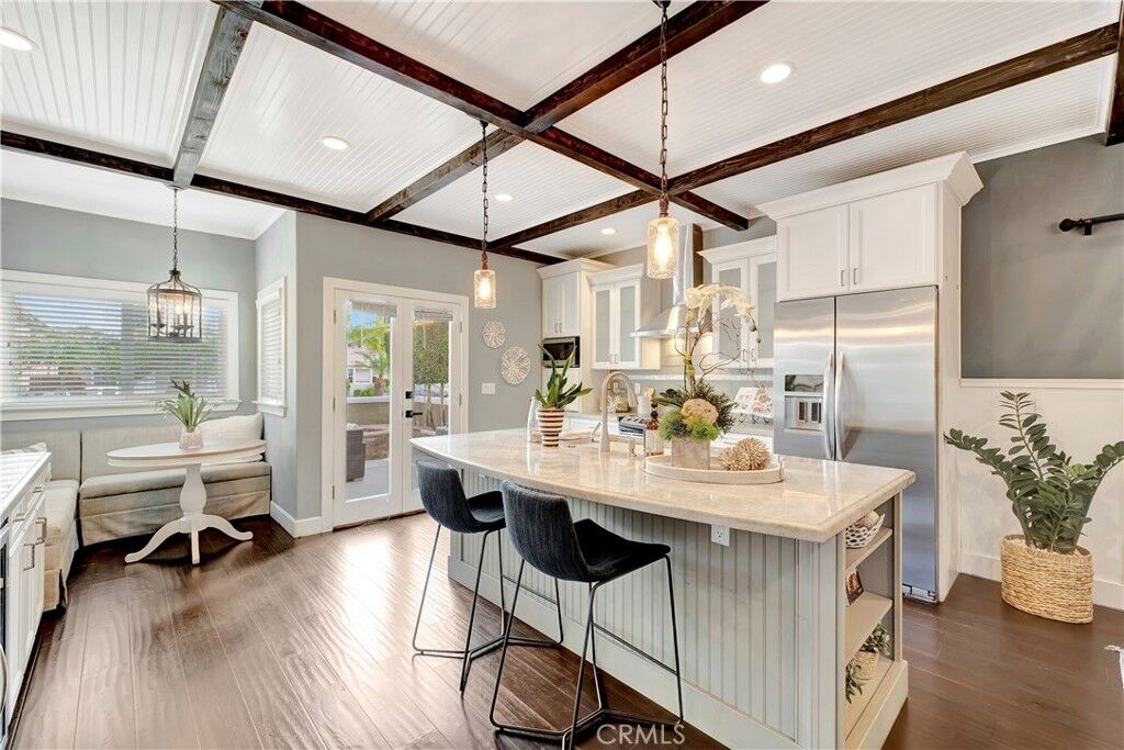 Property Photo: 621 8th CA 92648