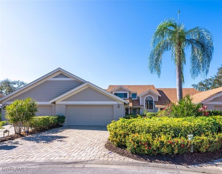 Property Photo: 20 Water Oaks Way 3-10 FL 34105