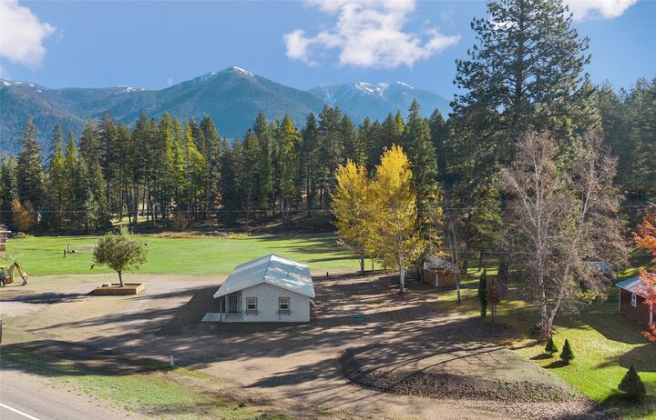 Property Photo:  1930 Mt Hwy 206  MT 59912 
