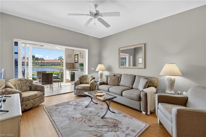 Property Photo: 2345 Magnolia Ln 6709 FL 34112