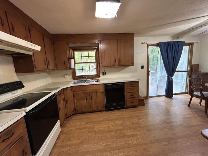 Property Photo: 4 Jones Avenue NH 03304