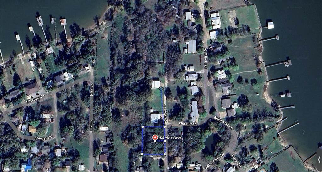 Property Photo:  325 Vista Verde  TX 75474 