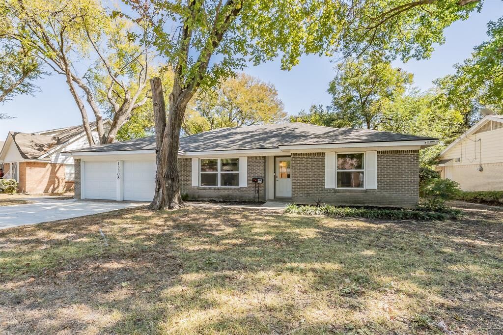 Property Photo:  13308 Shahan Drive  TX 75234