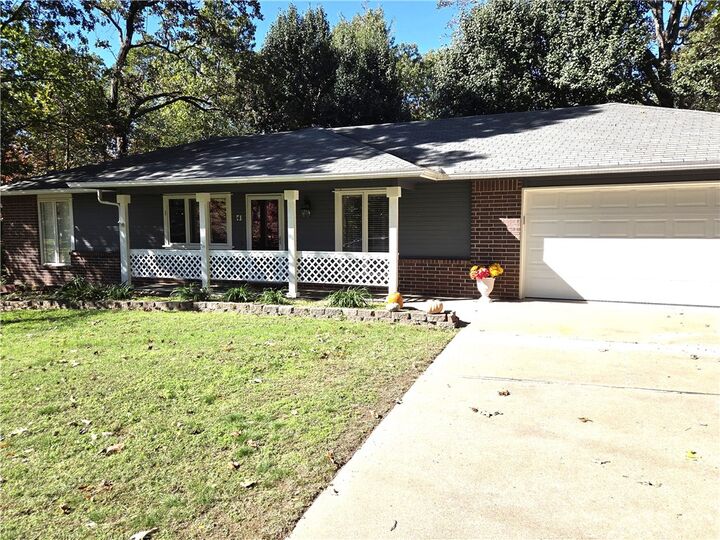 Property Photo: 4 Prestwick Lane AR 72715