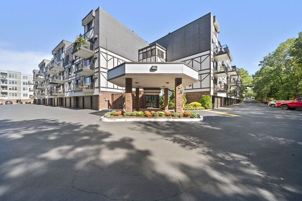 Property Photo:  9 Broadway 305  MA 01906 