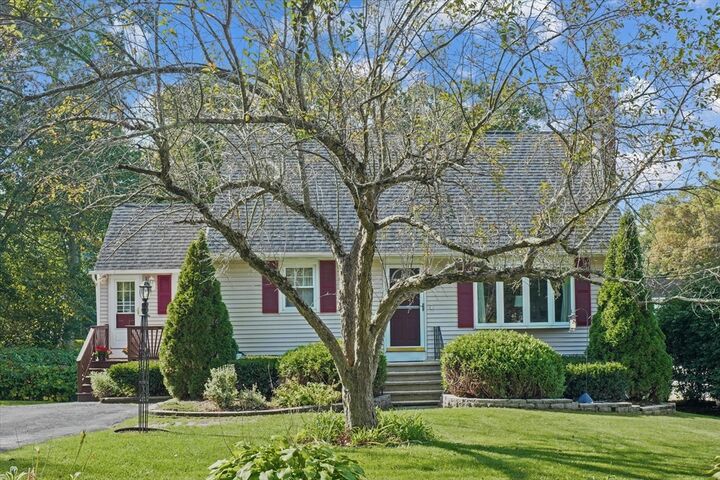 Property Photo:  15 Franklin St  MA 01876 