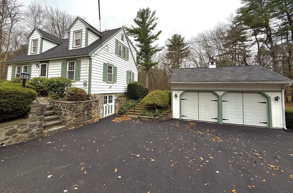 Property Photo:  5 Whiton Place  NH 03865 