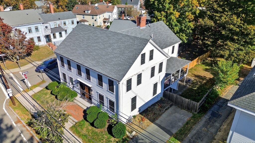 Property Photo: 12 Salem St 2 MA 01835