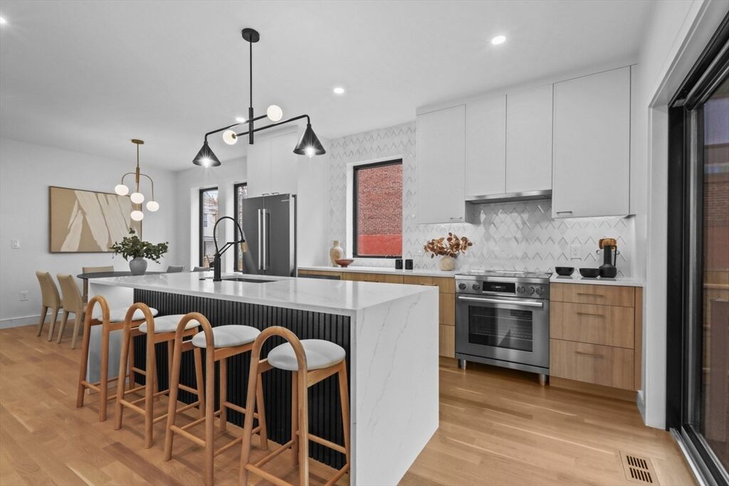 Property Photo:  16 Bonair St 16  MA 02145 