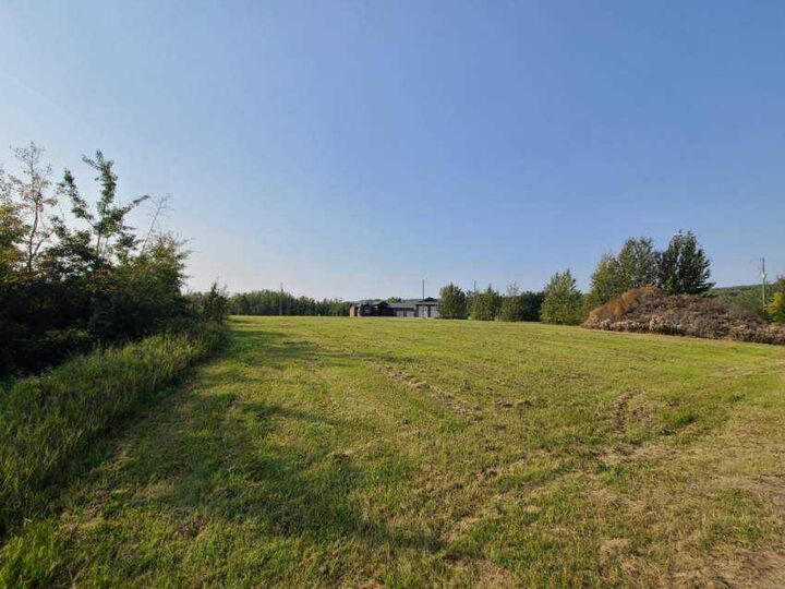 Property Photo: 7905 118 Avenue AB T8S 1Y6