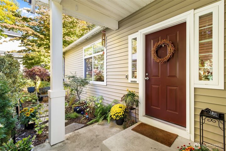 Property Photo:  23124 NE 8th Place  WA 98074 