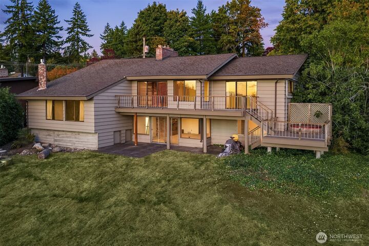 Property Photo: 4507 105th Avenue NE WA 98033