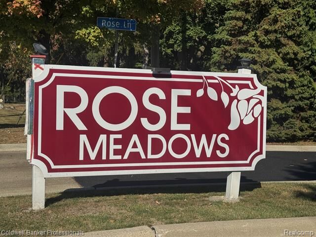 Property Photo: 41022 Rose Lane MI 48036