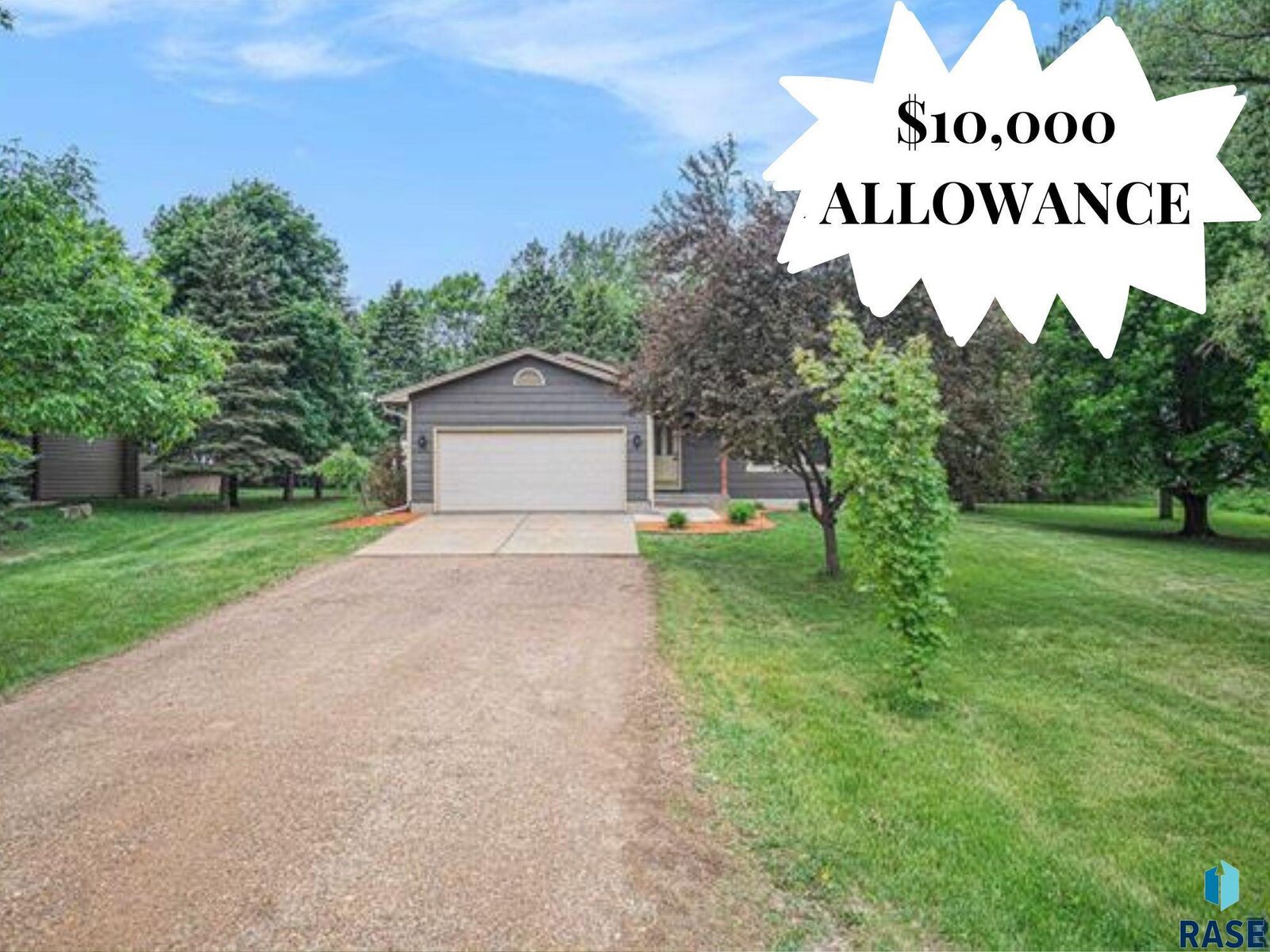Property Photo: 27033 Revillo Pl SD 57108