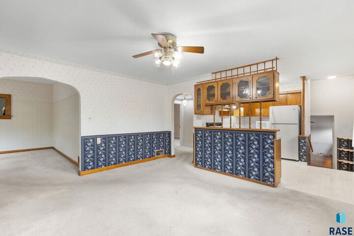 Property Photo: 900 W 18th St SD 57104