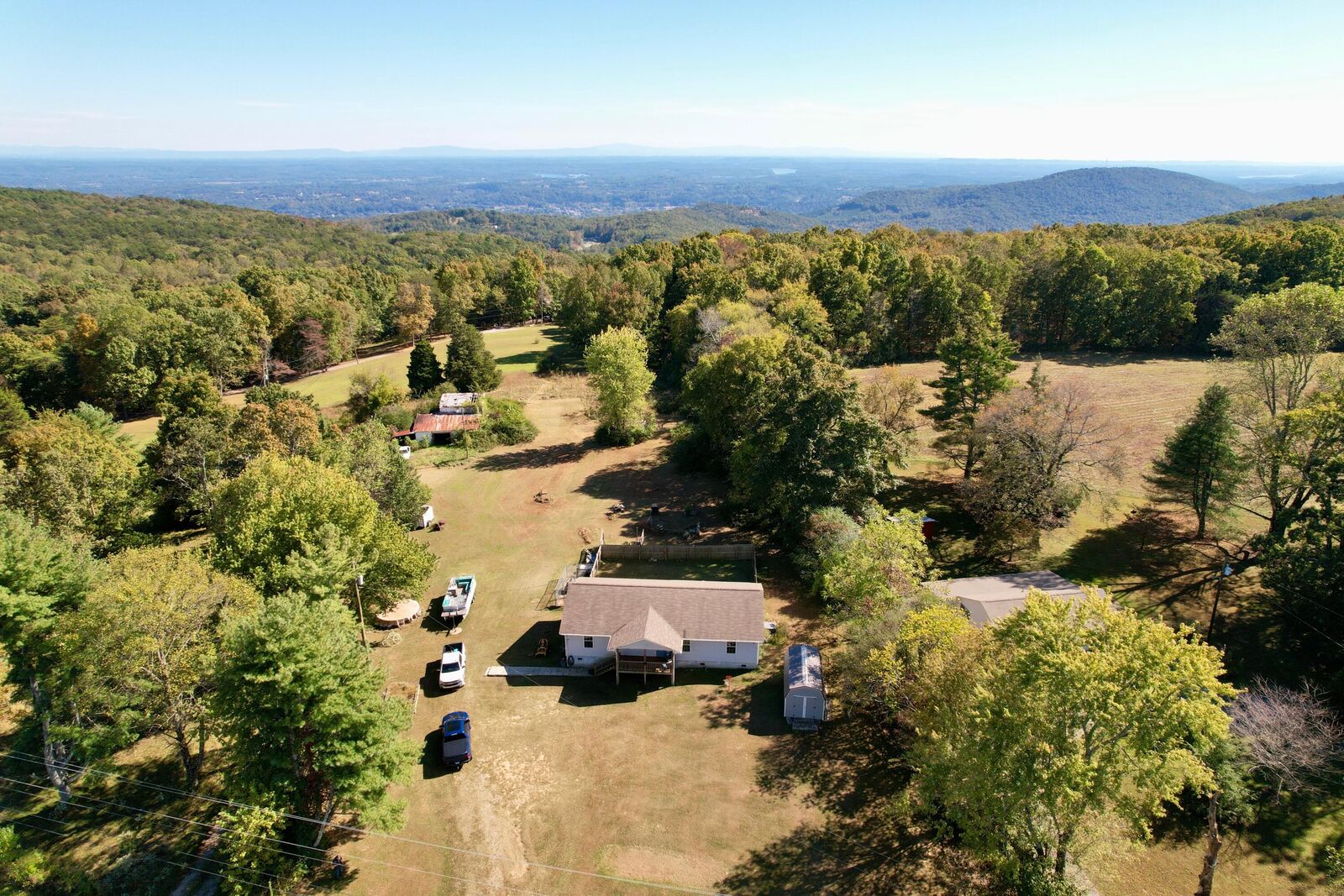 Property Photo: 445 Ogden Road TN 37321