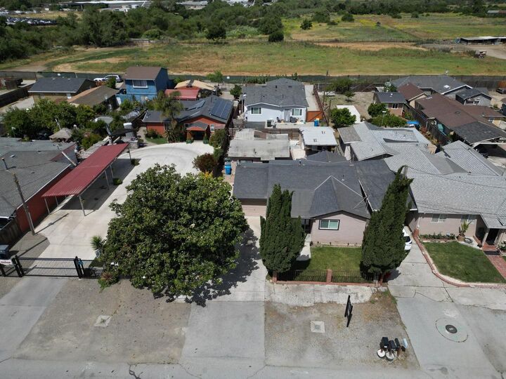 420 Front Bridgevale Road  Hollister CA 95023 photo