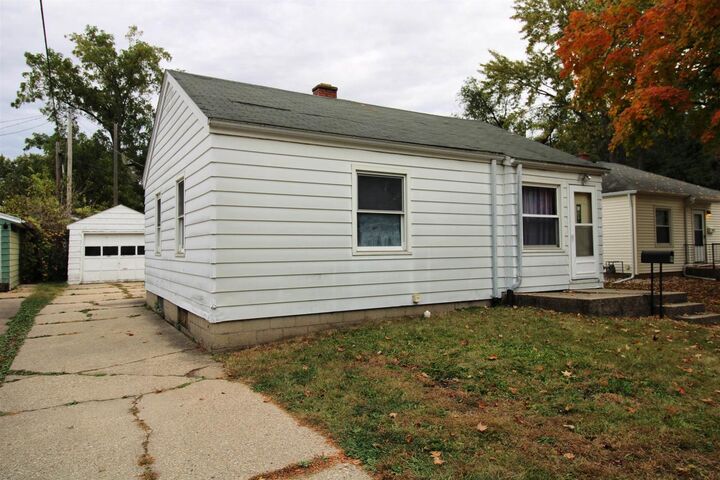 Property Photo: 1513 Ashland Avenue WI 53511