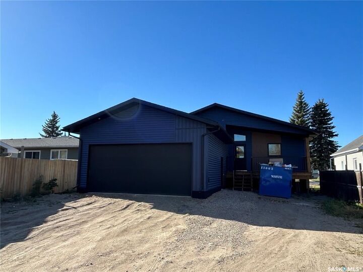 Property Photo: 624 11th Street SK S0K 2A0