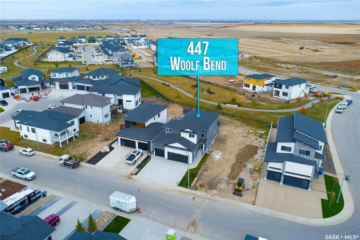 447 Woolf Bend  Saskatoon SK S7W 1E4 photo