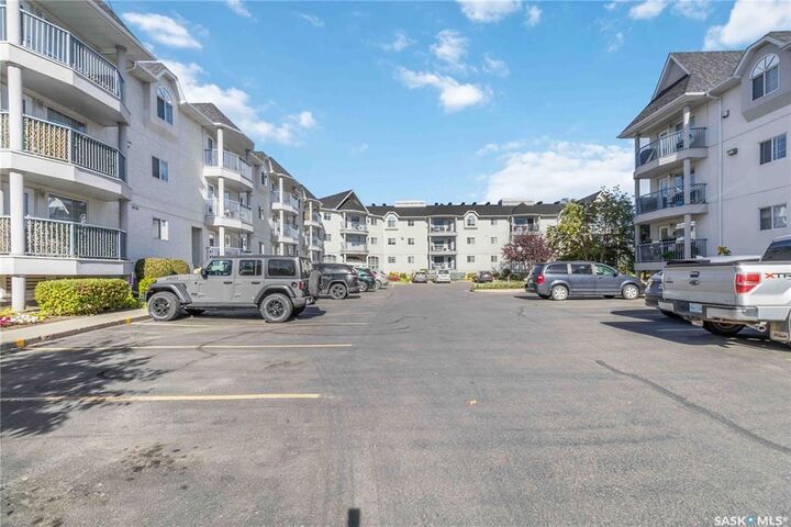 Property Photo: 930 Heritage View 205 SK S7H 5S6