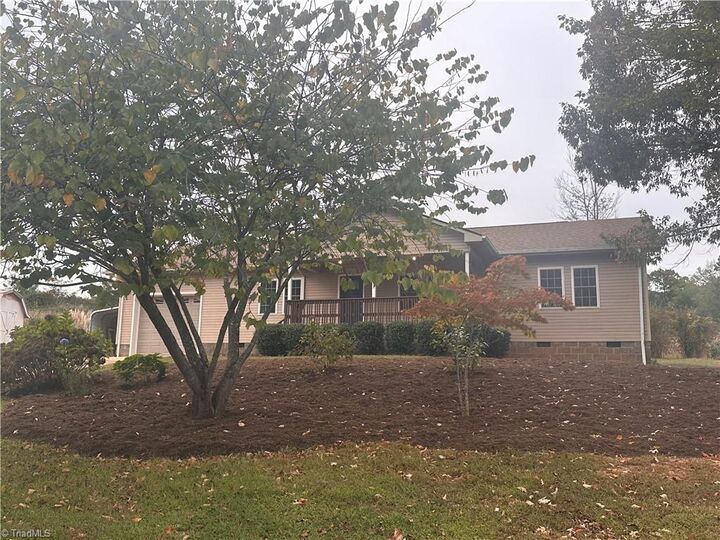 Property Photo: 12087 Traphill Road NC 28685