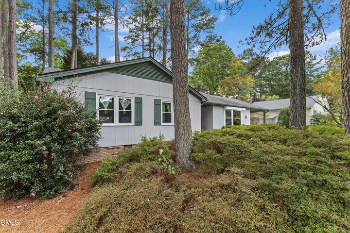 Property Photo: 407 Warren Avenue NC 27511