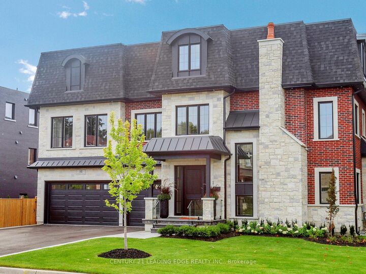 Photo de la propriété:  31 Naughton Drive  ON L4C 4M6 