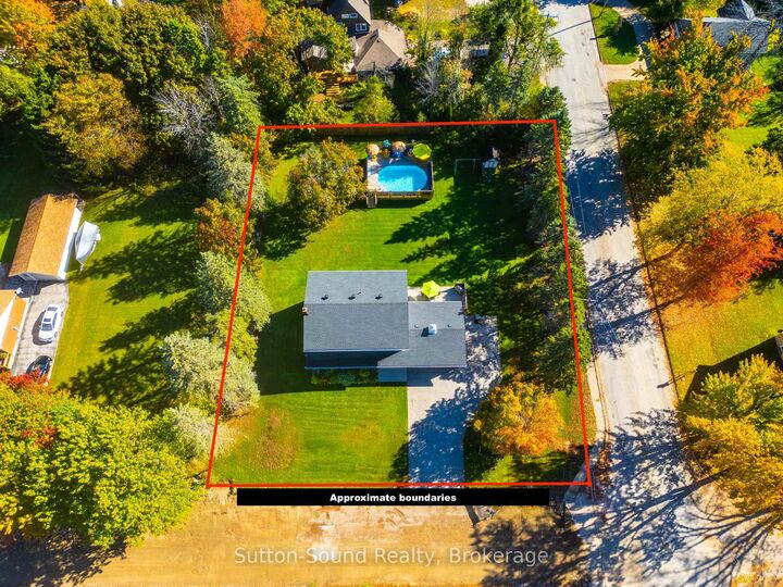 Property Photo: 319 Gould Street ON N0H 2T0