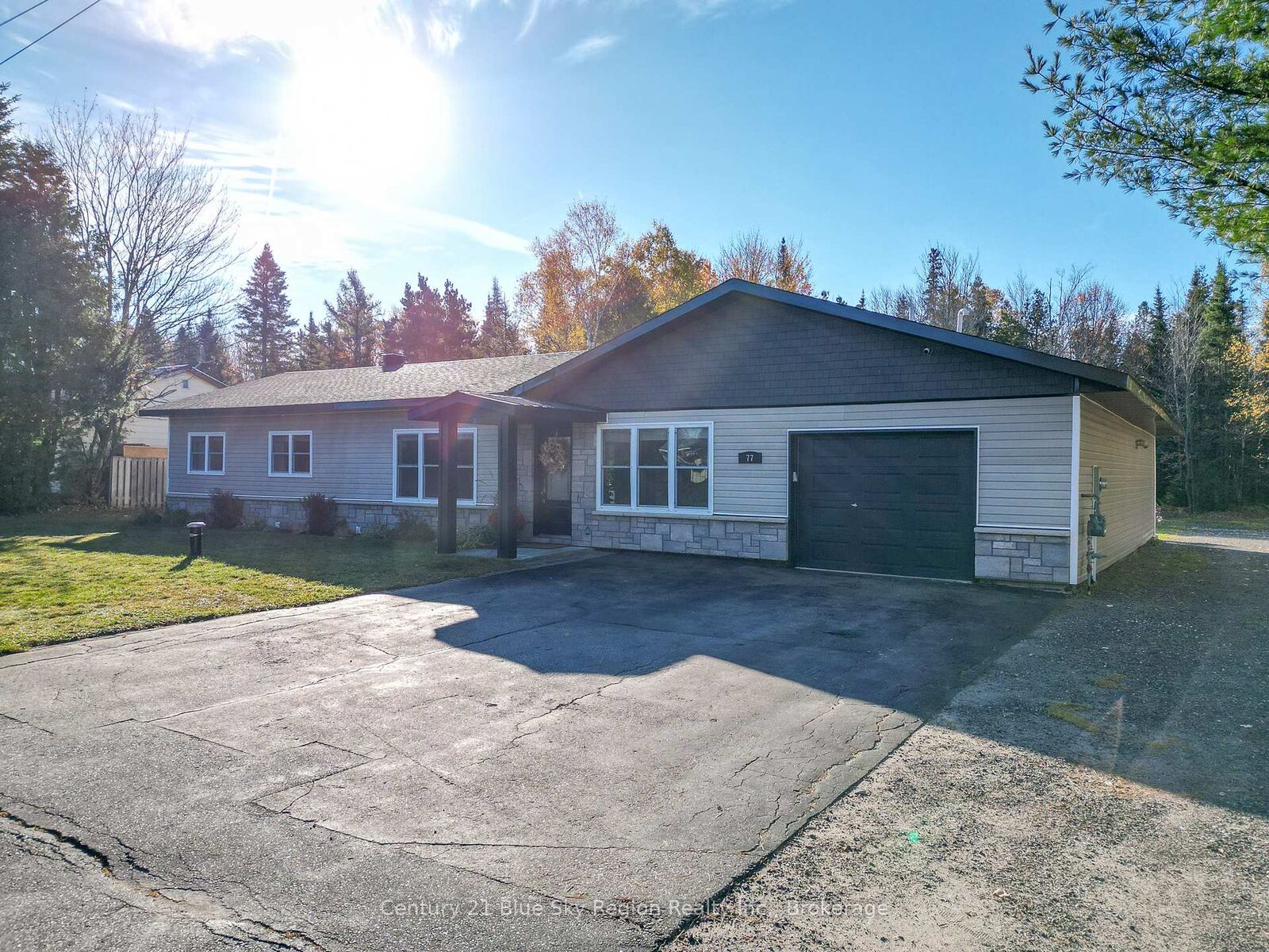 Photo de la propriété: 77 Berkley Boulevard ON P1B 8G3