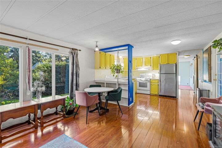 Property Photo:  2495 Schirra Dr  BC V0R 2R0 