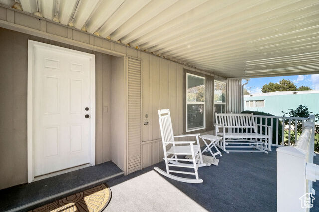 Property Photo: 1062 W Foxglove Dr 118 UT 84123