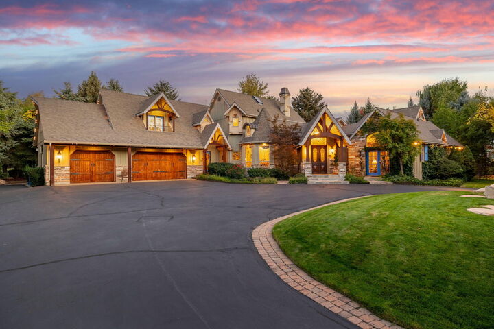 Property Photo: 2238 Cottonwood Cove Ln UT 84121