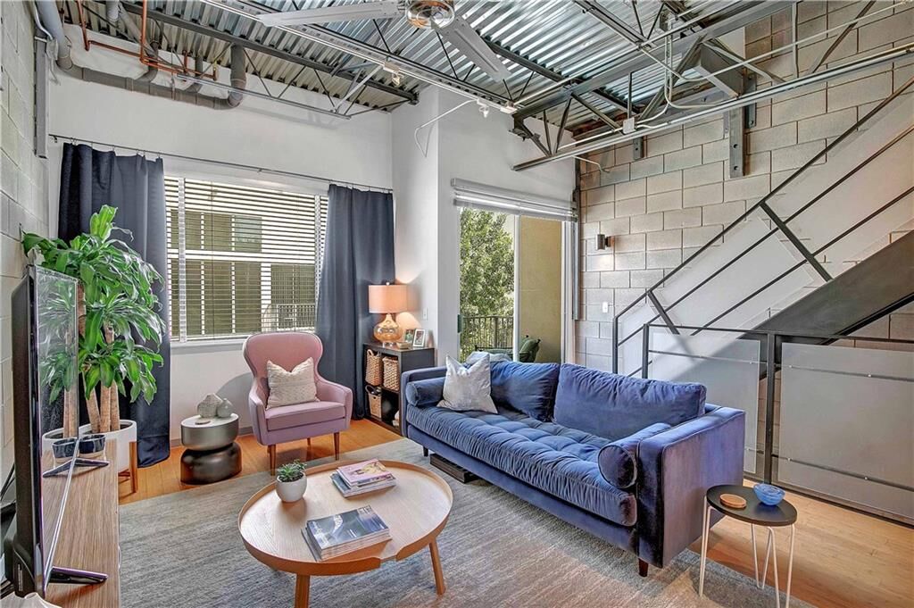 Property Photo: 4801 S Congress Avenue B2 TX 78745