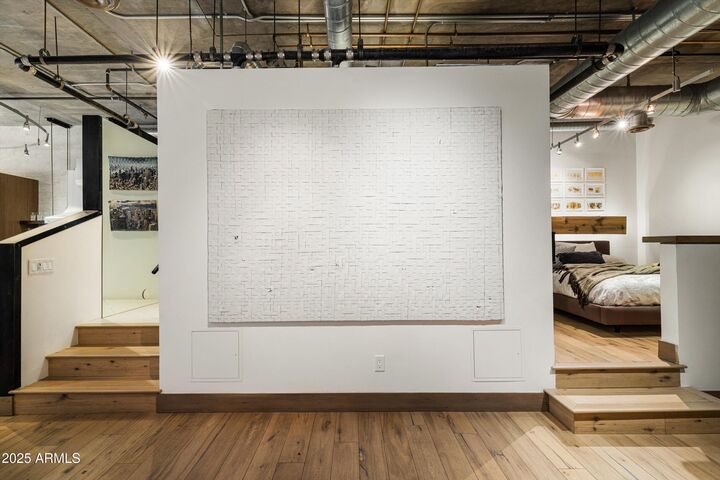 Property Photo:  21 E 6th Street 507  AZ 85281 