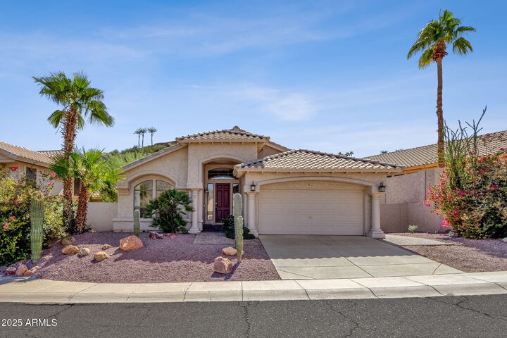 Property Photo: 621 E Goldenrod Street AZ 85048