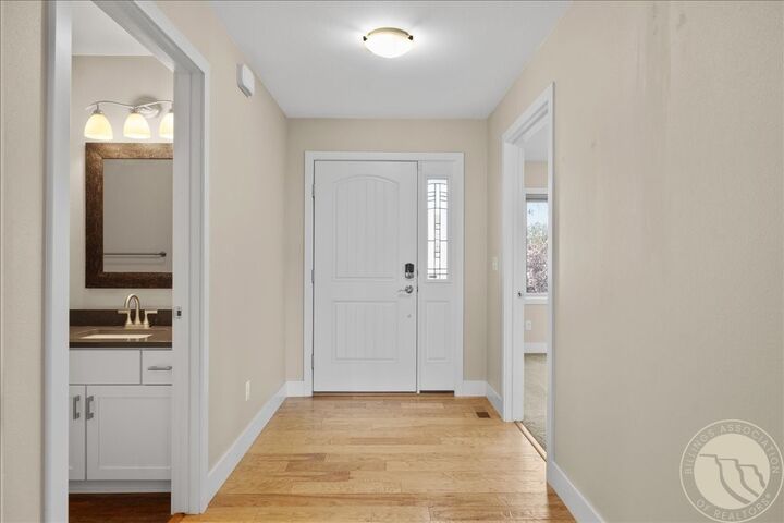 Property Photo: 2830 Arrowhead Meadows Dr MT 59102