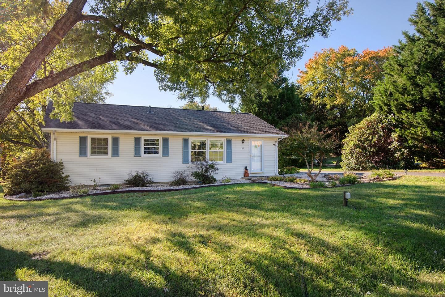 Property Photo: 318 Lincoln MD 21620